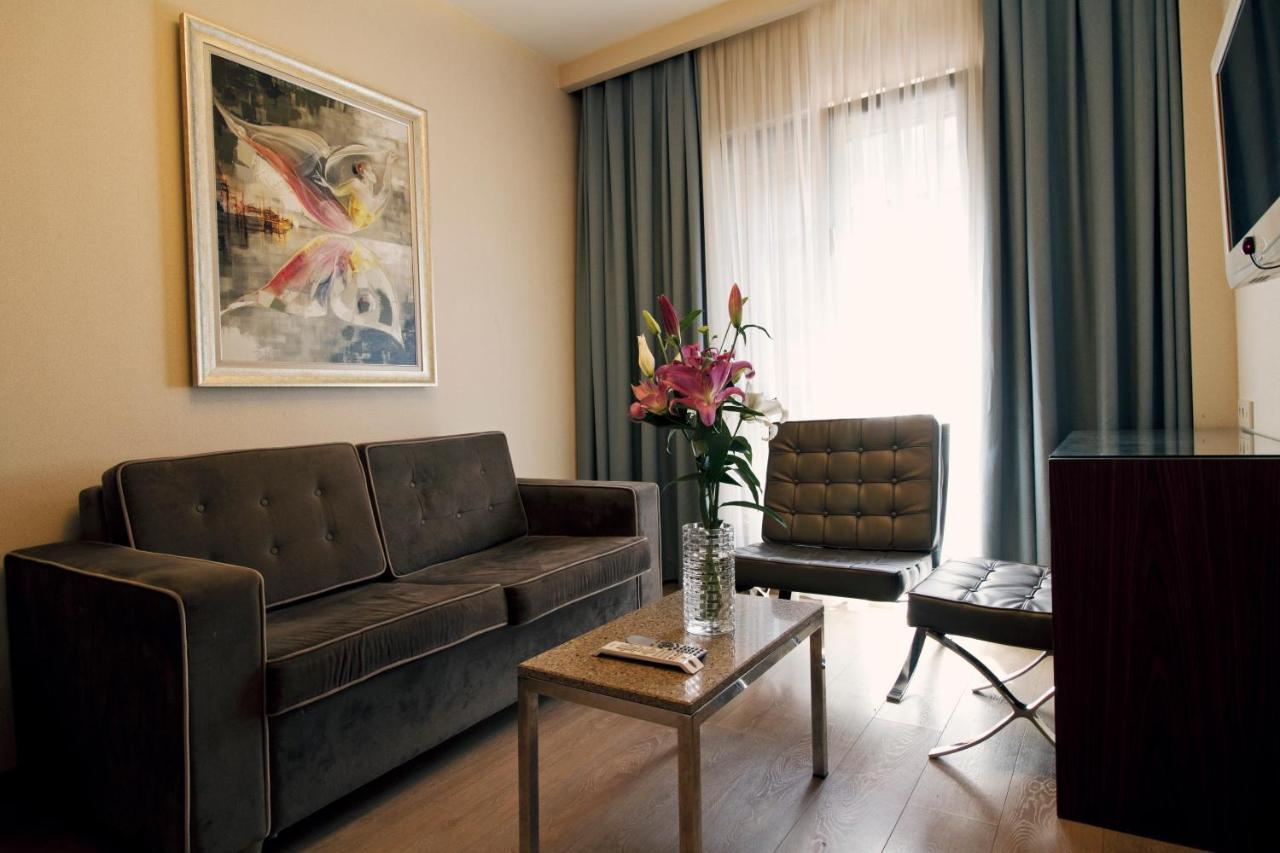 Alba Hotel Taksim Istanbul Exterior foto